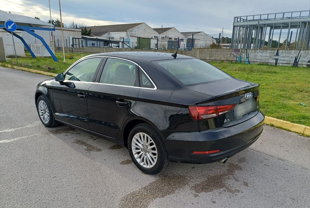 Audi A3 limousine 1.6 diesel