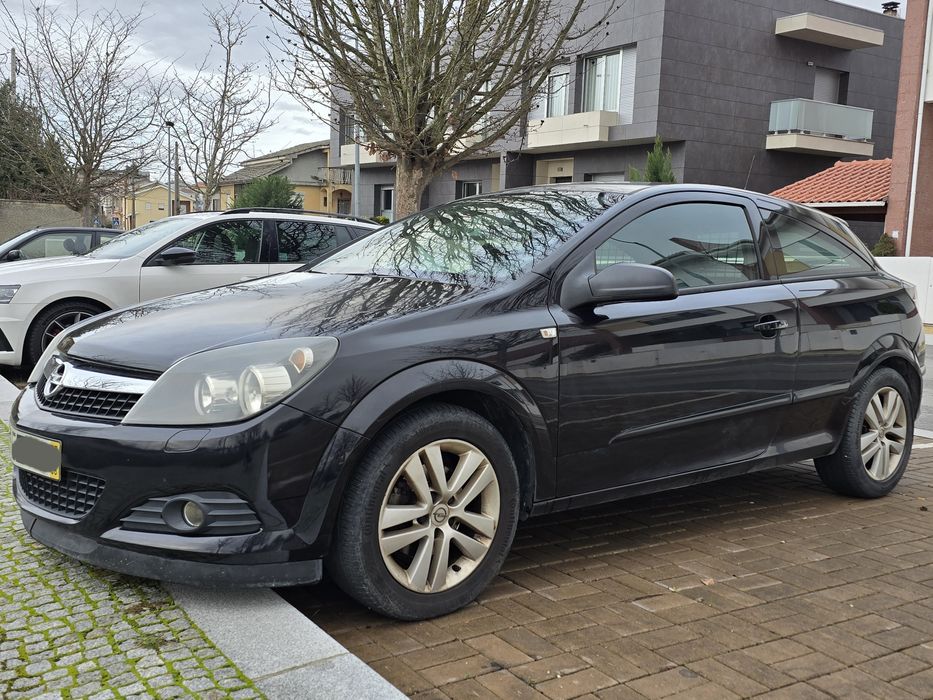 Opel Astra GTC comercial 1.3cdti 90cv