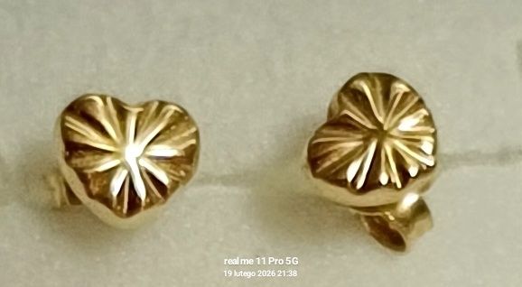 Okazja !Nowe Śliczne złote kolczyki diamentowane serca  p.585 .w.0.32g