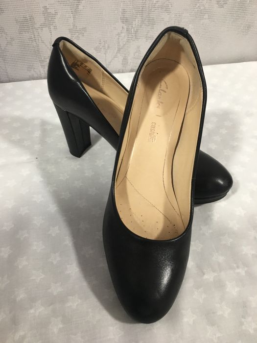 Туфлі clarks 37 розмір