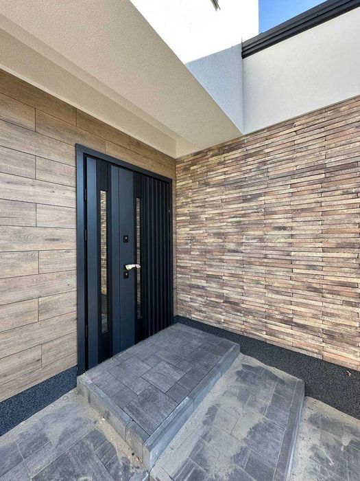 Продаж дуплексу, Заріччя