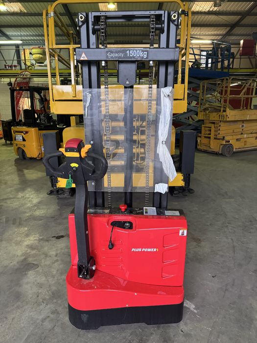 Stacker Plus power 1500kg 3mt (novo)