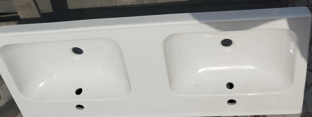 Umywalka podwójna nablatowa-nowa