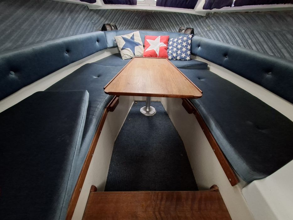 Łódka łódź kabinowa finnsport 650 oryginalny laminat bimini