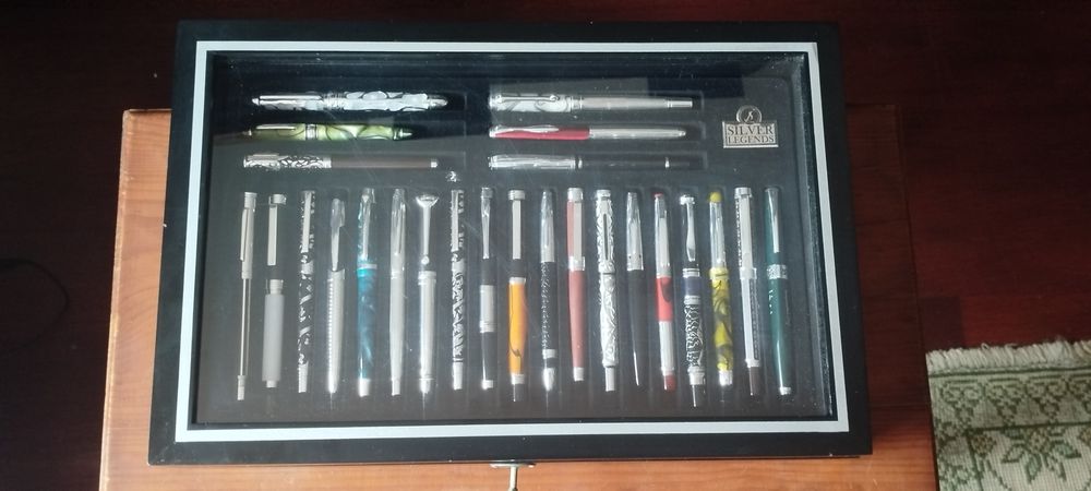 Coleção de 50 Canetas de tinta permanente novas anos 80