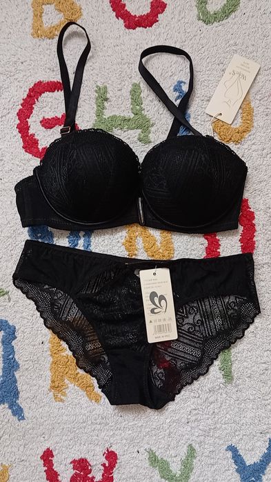 Жіноча білизна WeryeSi.