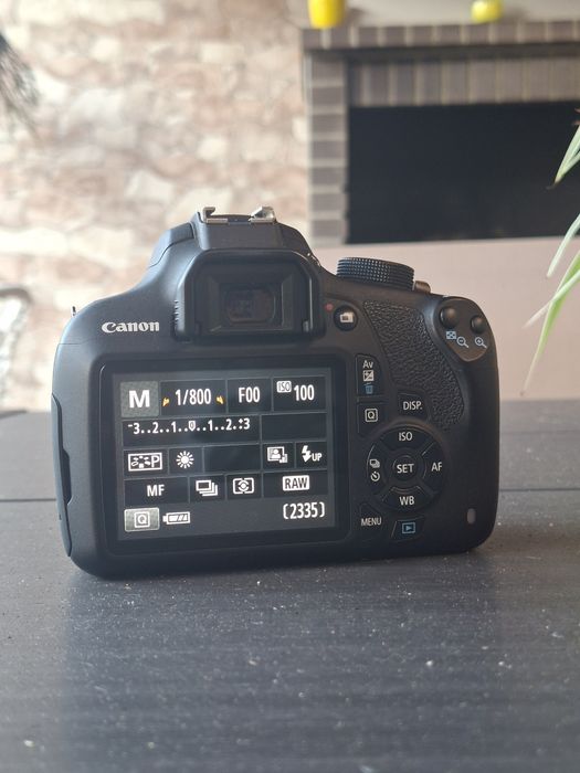 Canon 1200D - Como Nova