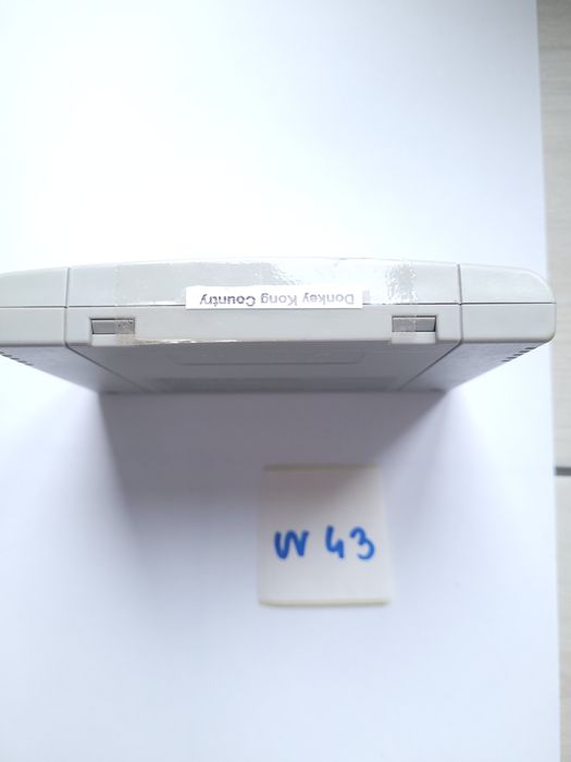 Donkey Kong Country Super Nintendo (SNES)