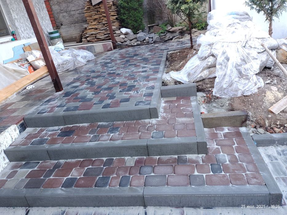 Укладка тротуарной плитки