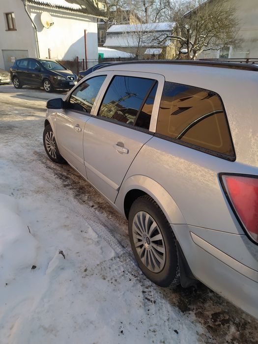 Авто на впевненому ходу.Збережене. То