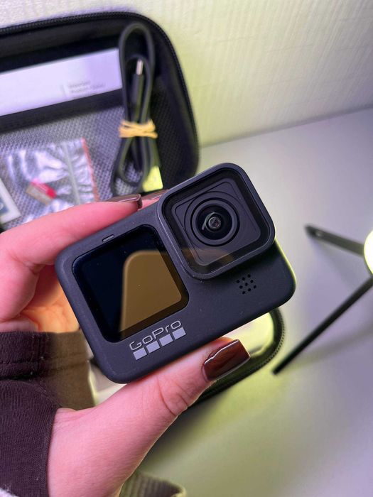 Екшн-камера GoPro Hero 9 з флешкою