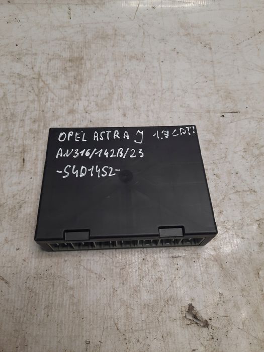 Moduł Sterownik Komfortu Opel Astra Iv J 13589056