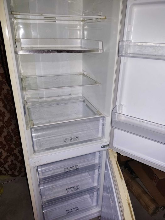 Холодильник самсунг