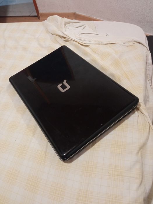 Portátil Compaq 2 GB de memória 320 GB de disco