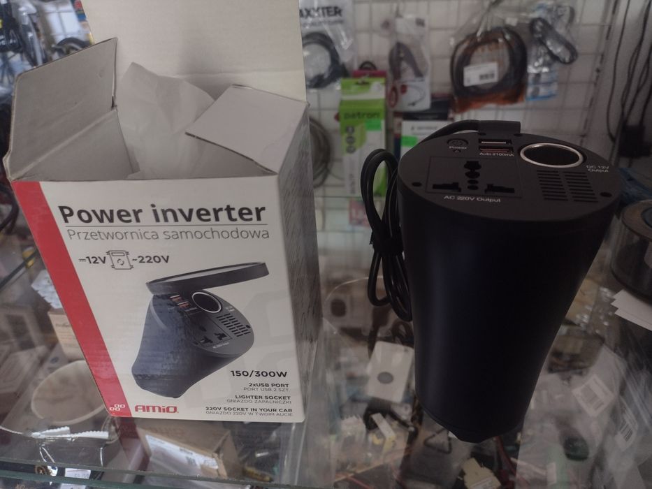 Автомобільний інвертор AMiO 12V->220V 150W (300W peak power)
