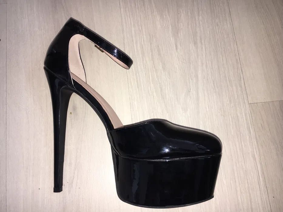 136/ ODRĘKI 44 Klasyczne Trans Crossdress szpilki czółenka męskie 17cm