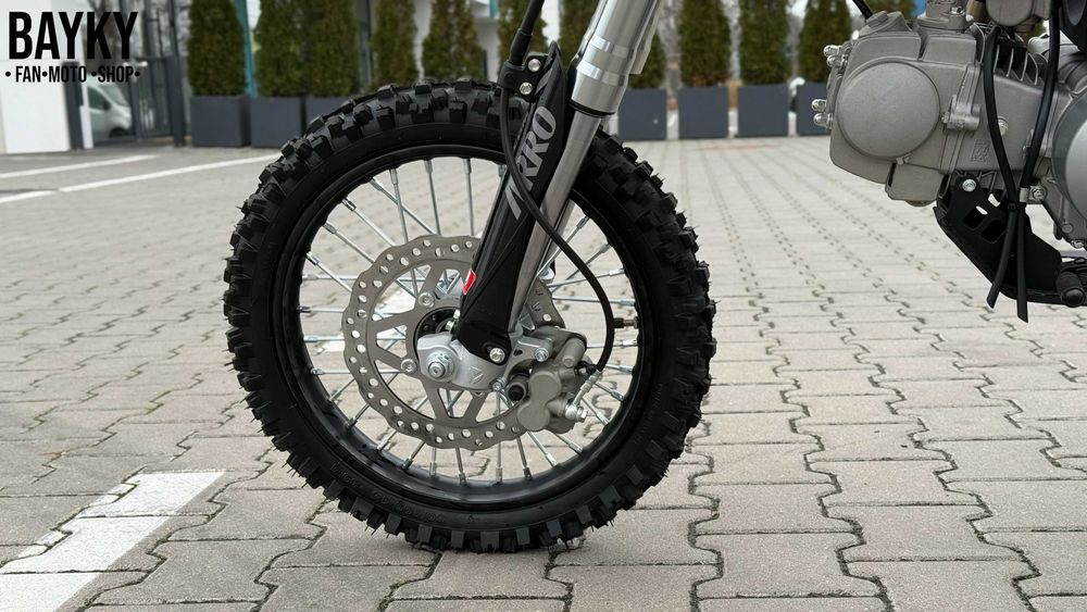 Мотоцикл YCF Pilot 125