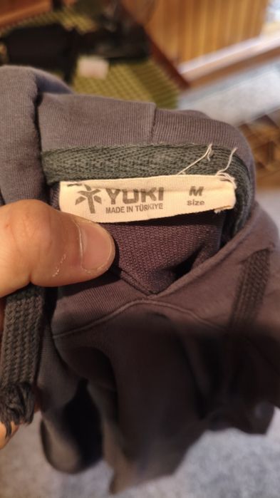 Продам Худі YUKI