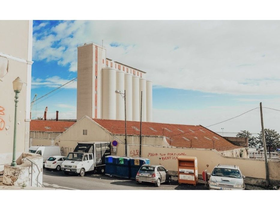 Prédio em PT - Lisboa - 6 frações