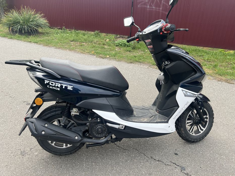 Скутер Forte canoe 150