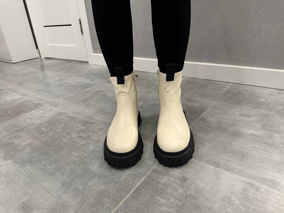 ЧЕЛСІ Zara Нові  36,37,38,39  Весняні Ботінки чобітки Оригінал жіночі