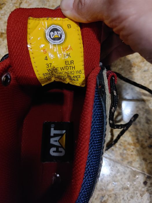 Buty sportowe caterpillar CAT beżowe 37