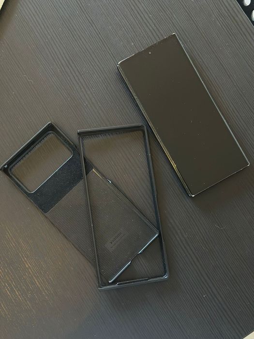 Xiaomi Mix Fold 3 (16GB RAM + 512GB ) - Como Novo