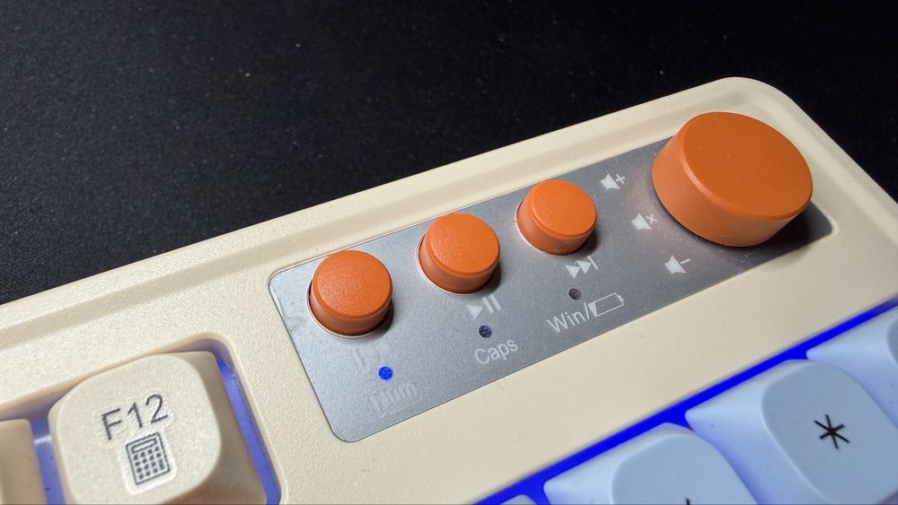 Ігрова клавіатура Maxxter KBGW-3C01-UA