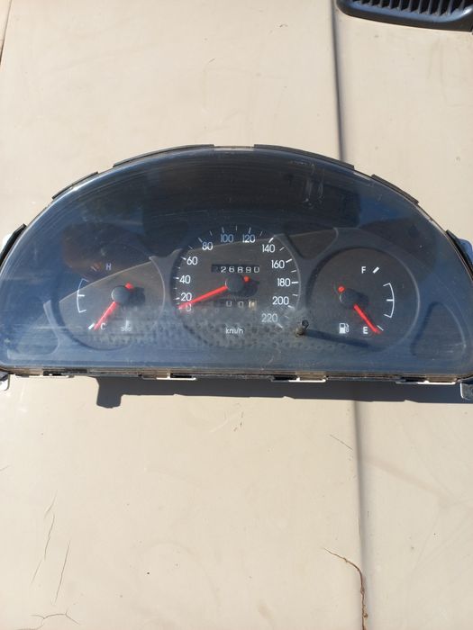 Панель приладів ланос, сенс