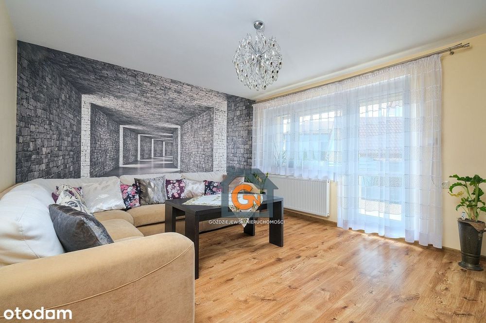 Sprzedam 7 pokojowy dom w super lokalizacji 300m2