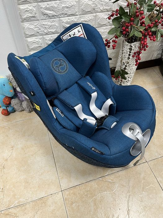 Автокрісло 360 Cybex Sirona Z Plus  Група 0/+1 (0-18 кг) сайбекс