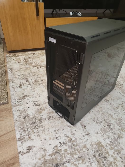 Caixa Phanteks usada