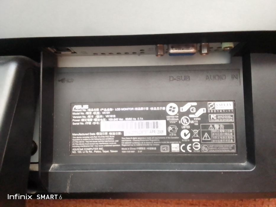 Продам робочий монітор ,з кабелями.Ціна 1400.00 гривень