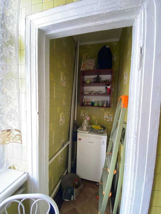 Продаётся двухкомнатная квартира по улице Соборности, ост. Театральная