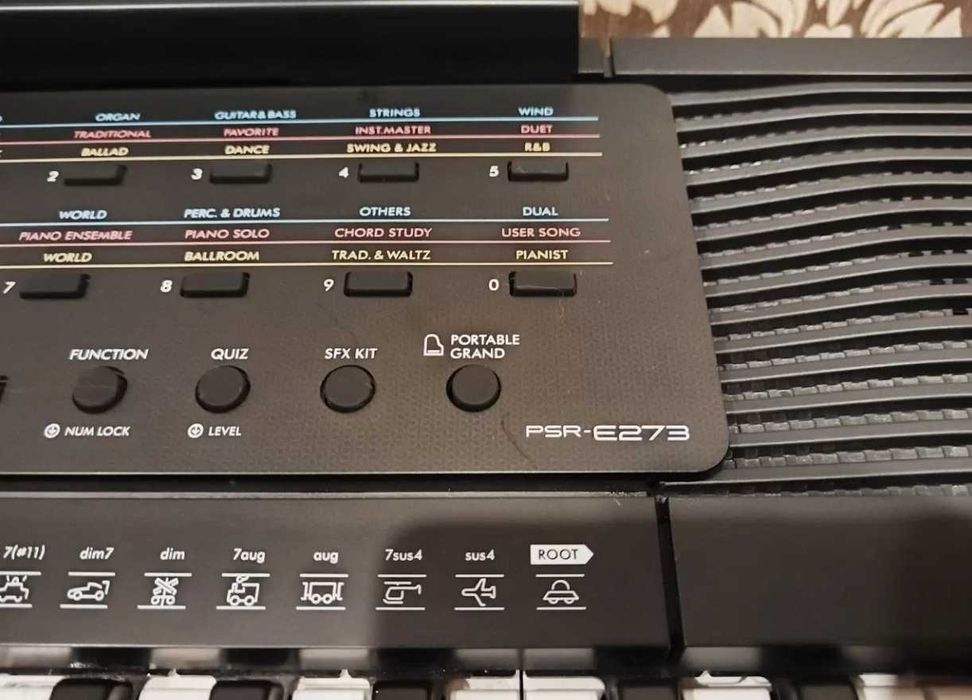 Синтезатор yamaha PSR-E273
