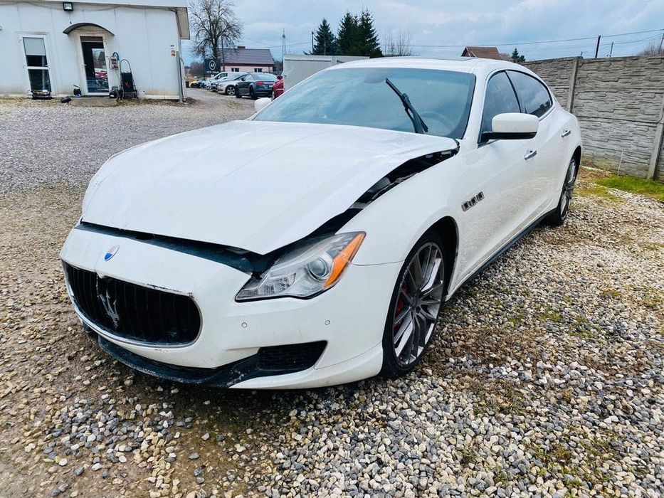 Бампер Maserati Quattroporte V VI 5 6 та інш. запч. до різних моделей
