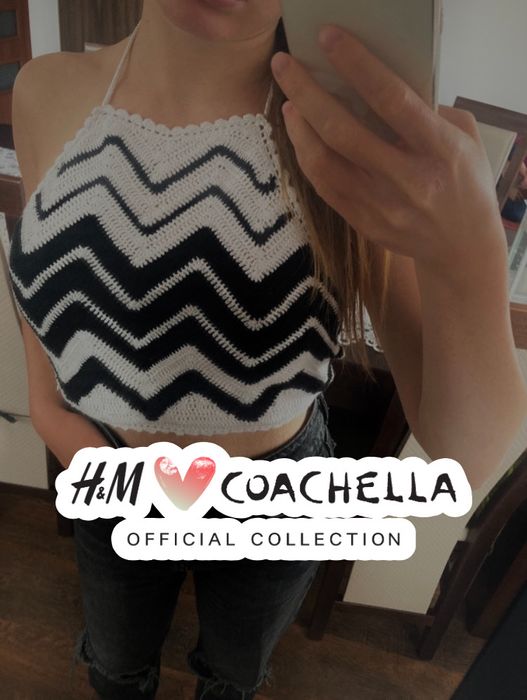 Biało czarny top z odkrytymi plecami wiązany haftowany H&M Coachella c