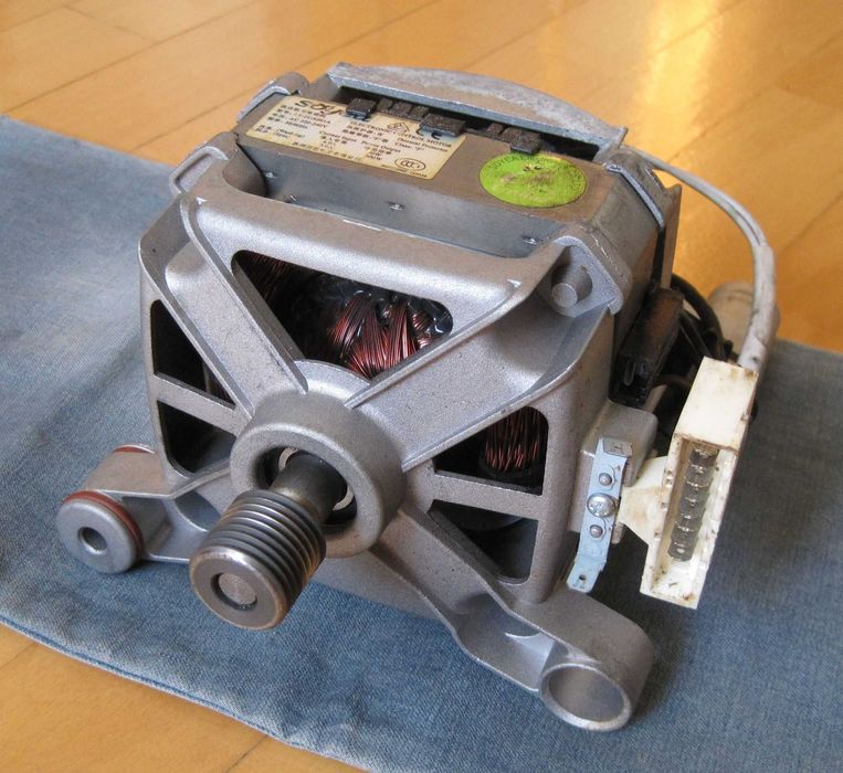 Пральна машина SAMSUNG двигун, мотор.