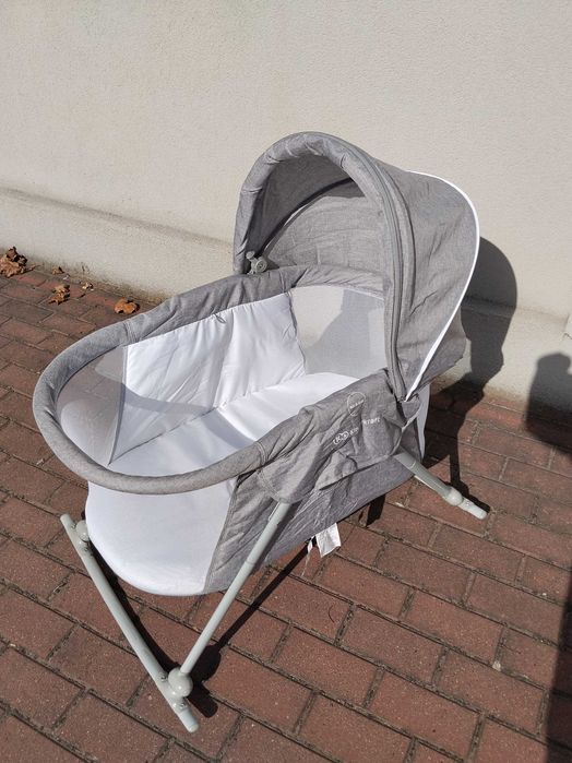 Łóżeczko Kinderkraft, składane z funkcją kołyski, turystyczne
