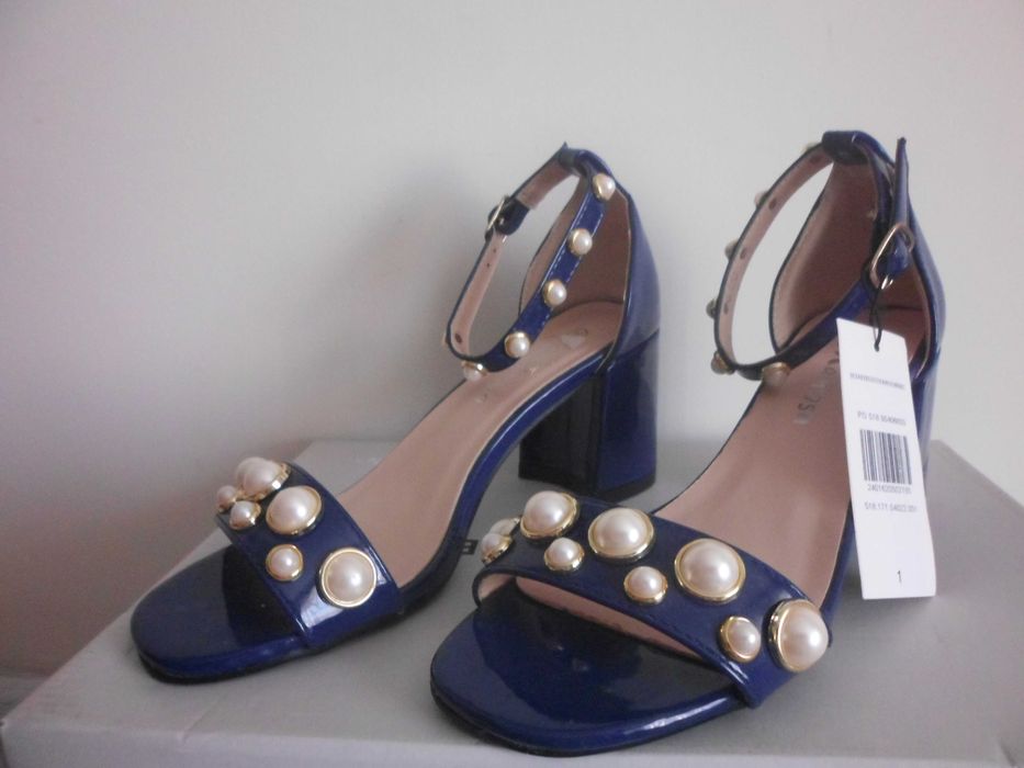 sandálias novas com etiqueta para senhora cor azul marinho