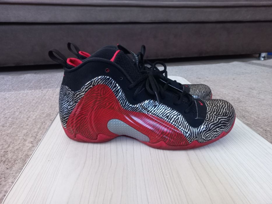 Nike Air Flightposite Exposed Zebra Men's Size 12 размер 46 jordan