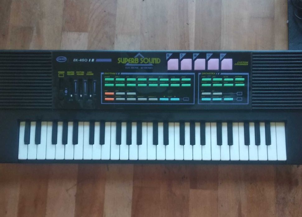 Teclado Eletrónico 49 teclas a pilhas
