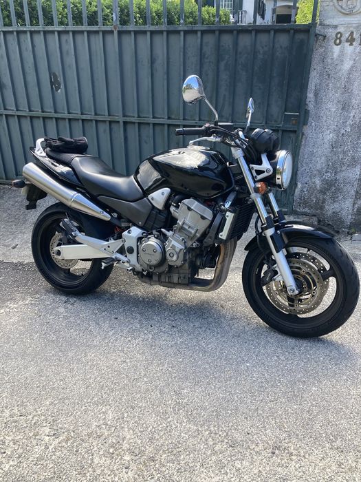 Honda hornet 900