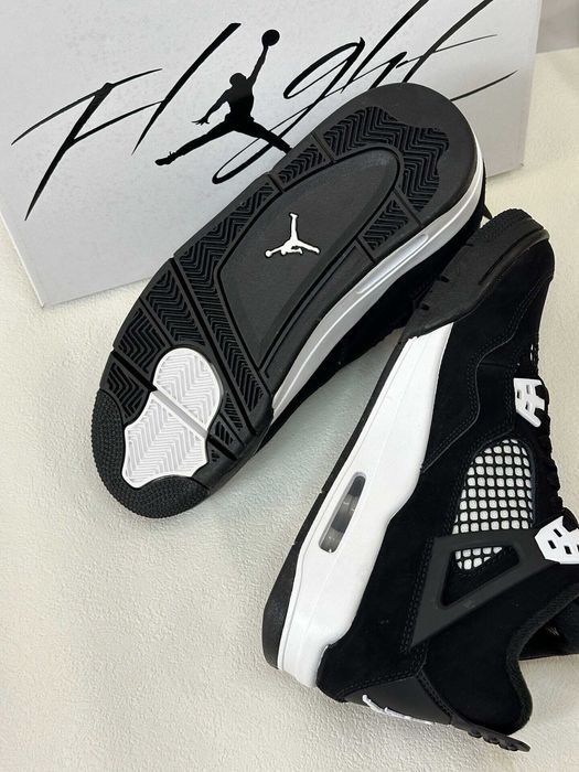 Buty Air Jordan 4 Retro White Thunder R.38