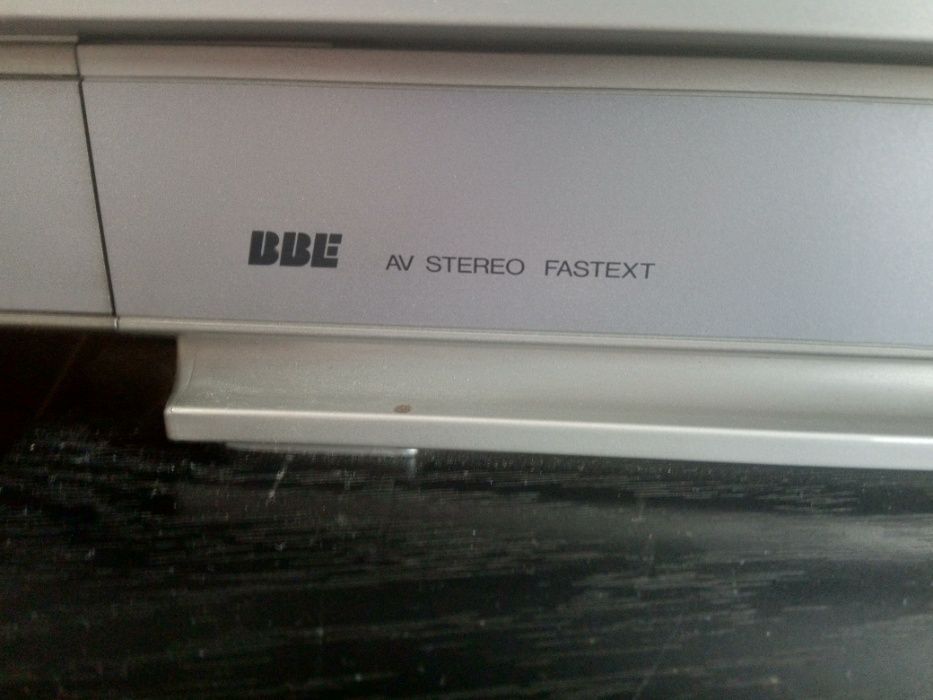 Телевизор JVC 29' в отличном состоянии+тюнер KAON