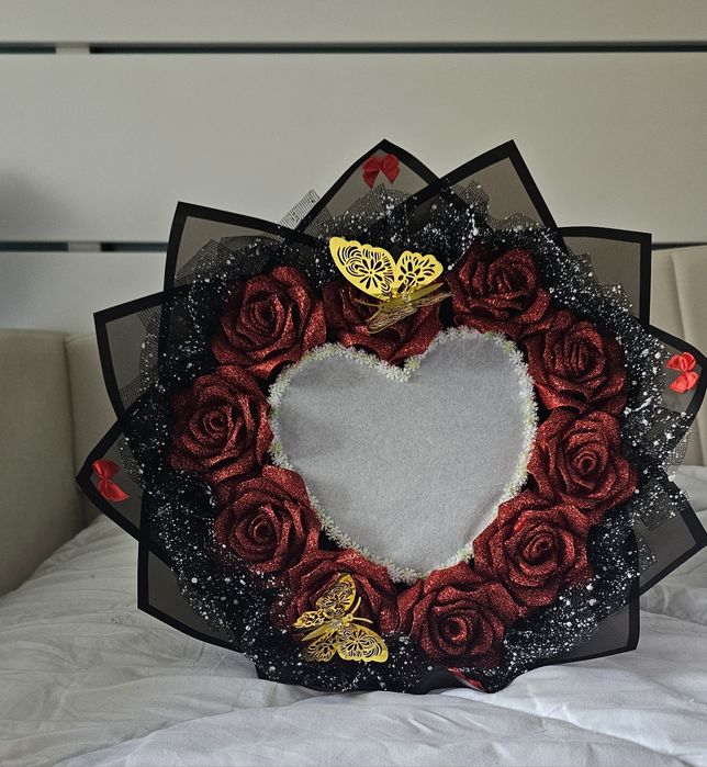 Burn Bouquet, mensagem secreta