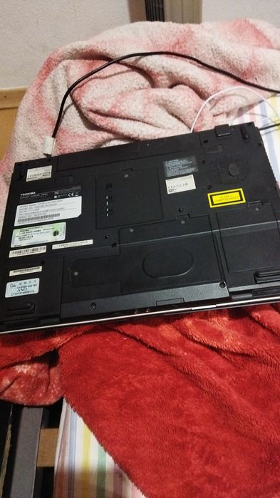 Perfectly functioning Toshiba laptop64729616224897124