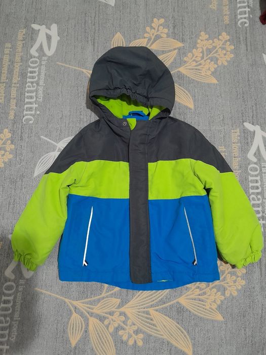 Куртки на хлопчика  3-4  роки