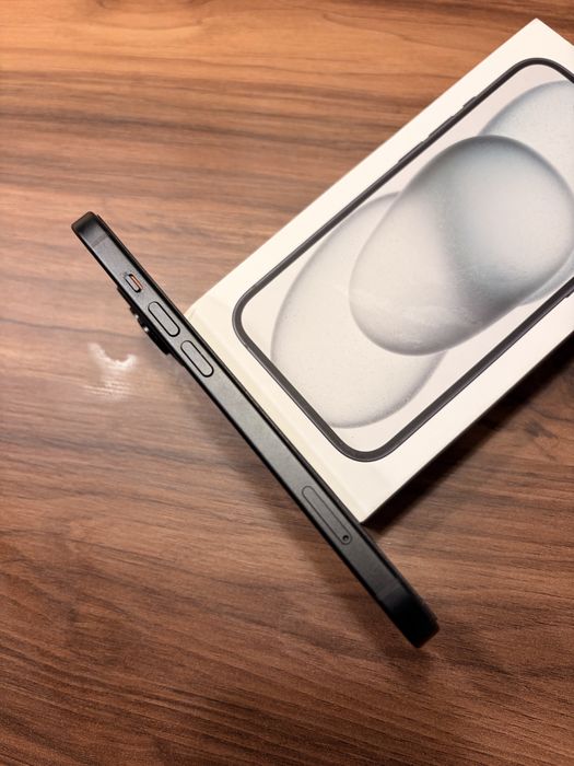 iPhone 15 Preto – 128GB – Como Novo + Caixa Oficial + Capa Apple