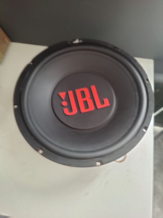 Subwoofer jbl...